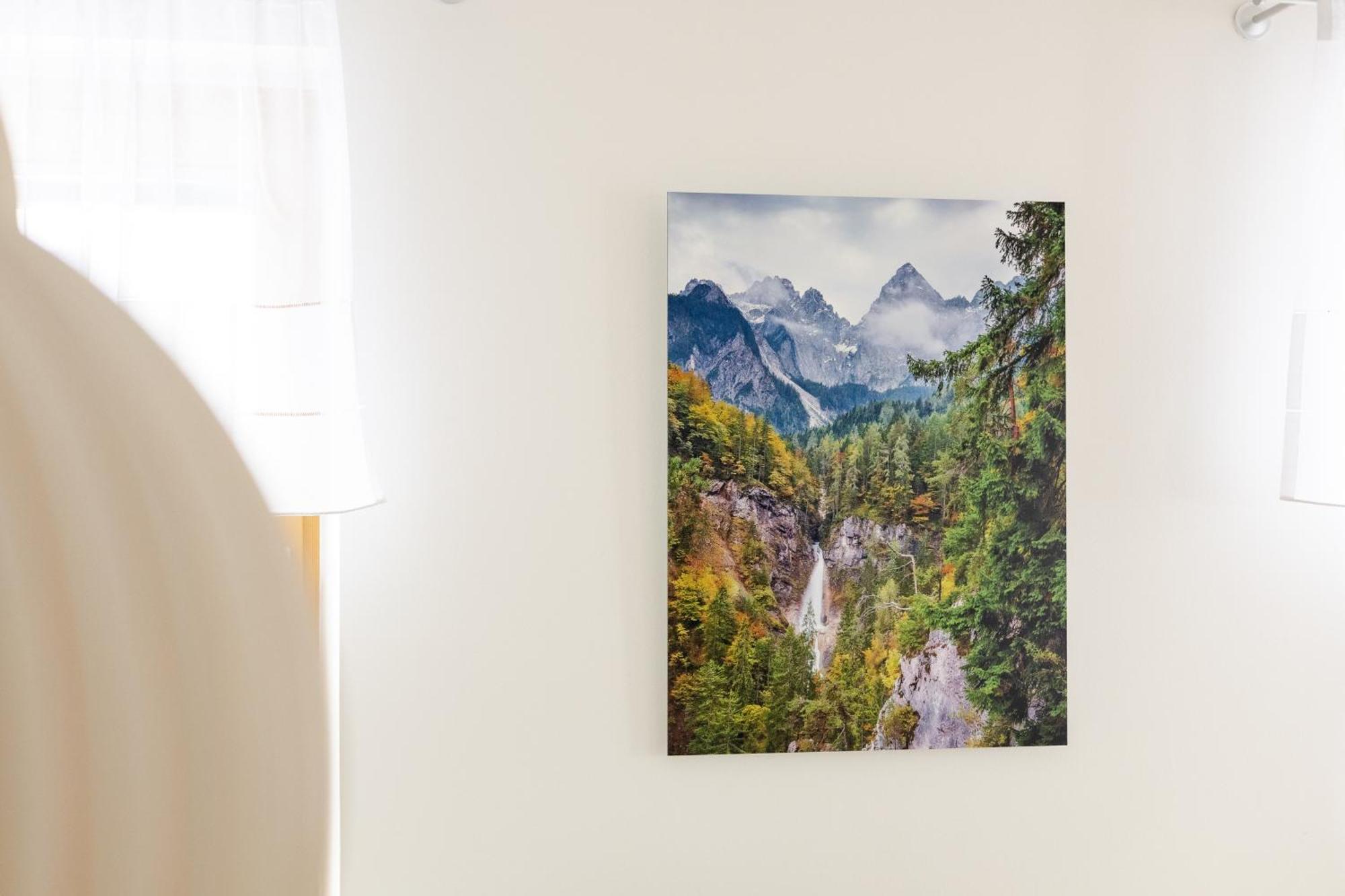 Waterfall Apartment - Cozy Mountain Retreat Кранска гора Екстериор снимка