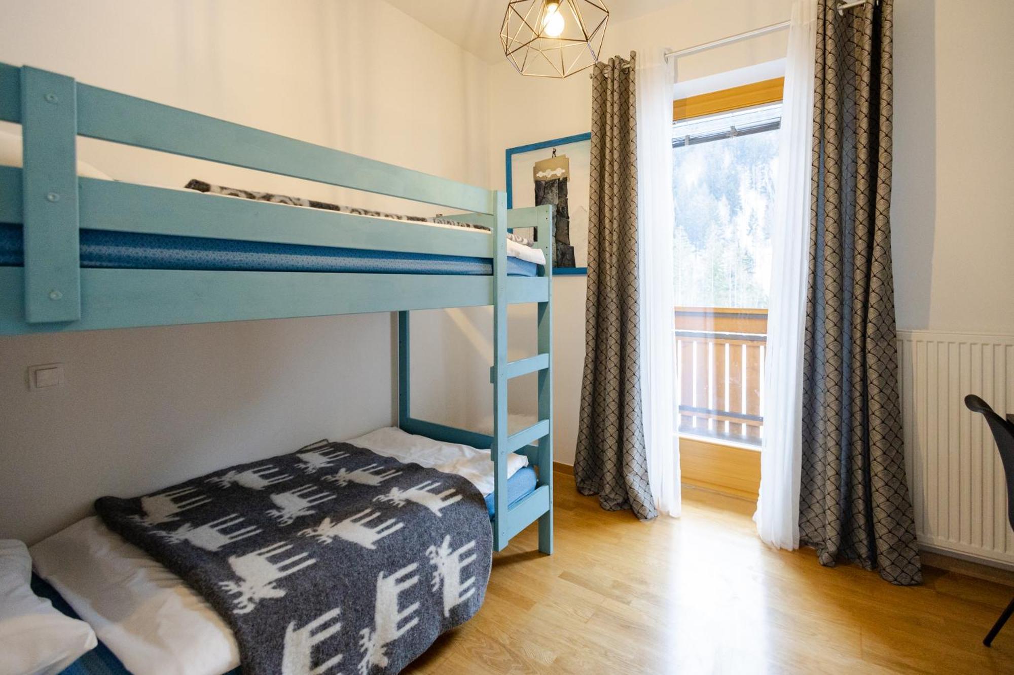 Waterfall Apartment - Cozy Mountain Retreat Кранска гора Екстериор снимка